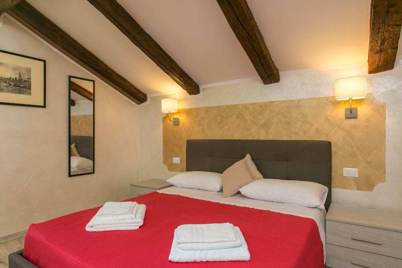 Red Lion Guest House Местре Екстер'єр фото