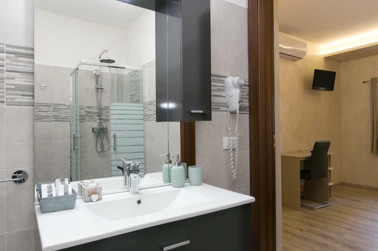 Red Lion Guest House Местре Екстер'єр фото